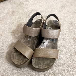 Bronze/Gold OTBT wedges